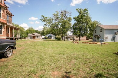 612 W Sears St, Denison, TX 75020 - photo 3