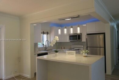 4250 SW 74th Ave, Davie, FL 33314 - photo 6