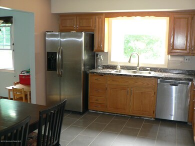 20 Whitehall Cir KITCHb