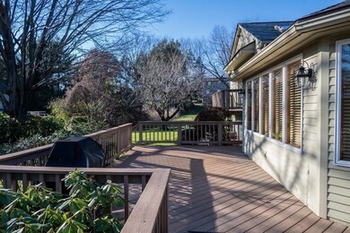 28 Apricot Hill Ln, West Springfield, MA 01089 - photo 4