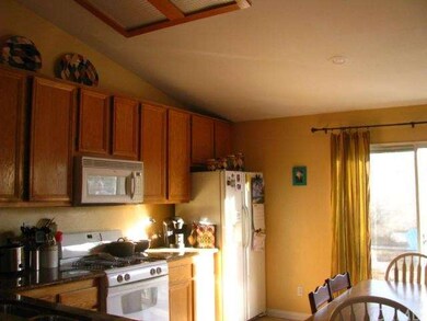 31403 Van Eyck Ct, Winchester, CA 92596 - photo 5