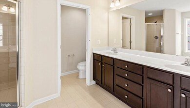 19004 Maple Valley Cir, Hagerstown, MD 21742 - photo 4