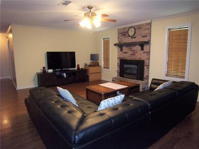 145 Wildwood Dr, Pineville, LA 71360 - photo 3