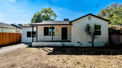 Yard fence virtually enhanced