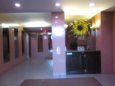 Van Wagenen Terrace unit 6I, Jersey City, NJ 07306 - photo 2