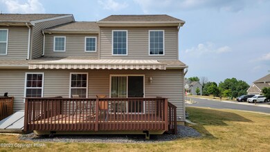 800 Fieldstone Trail, Easton, PA 18040 - photo 4