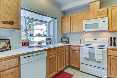 20901 Cypress Way unit 8, Lynnwood, WA 98036 - photo 5