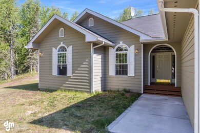 Exterior Front Entry