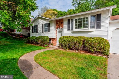 8611 Lagrange St, Lorton, VA 22079 - photo 3