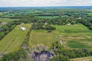 549 Union Rd, Brooklyn, WI 53521 - photo 2