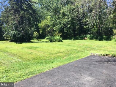 4775 Old Easton Rd unit GRGAPT, Doylestown, PA 18902 - photo 6