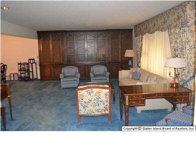 915 Jewett Ave, Staten Island, NY 10314 - photo 3