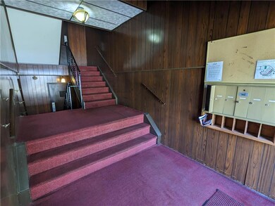 1590 Alta Dr unit 2, Whitehall, PA 18052 - photo 4