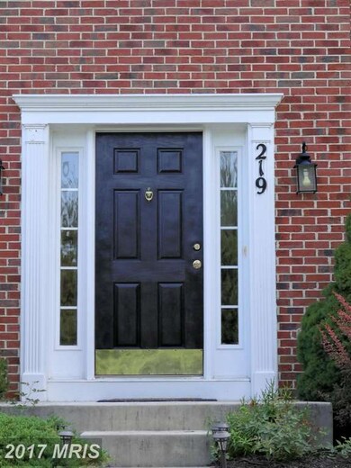 219 Galyn Dr, Knoxville, MD 21758 - photo 3