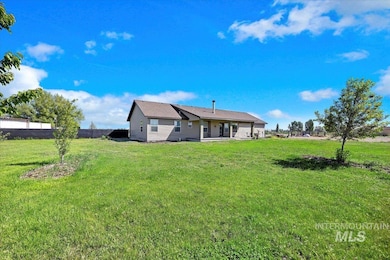 867 W 475 Ln S, Heyburn, ID 83336 - photo 6