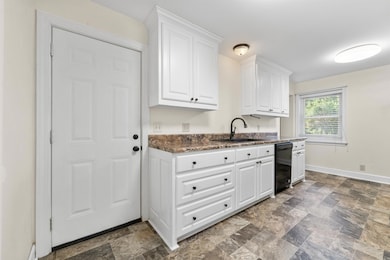 329 W I Ave, North Little Rock, AR 72116 - photo 7