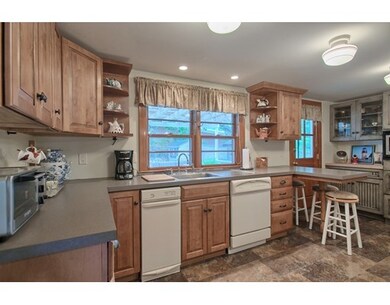 84 Standish Rd, Haverhill, MA 01832 - photo 6