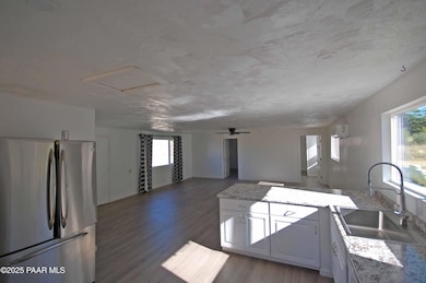 9025 S Steven Trail, Kirkland, AZ 86332 - photo 5