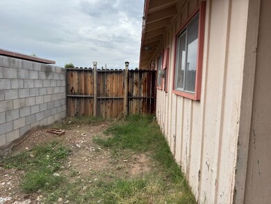 2074 Kingston Dr, Bullhead City, AZ 86442 - photo 7