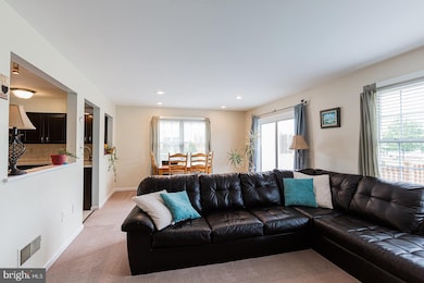 4044 Parkside Ct, Mount Joy, PA 17552 - photo 6