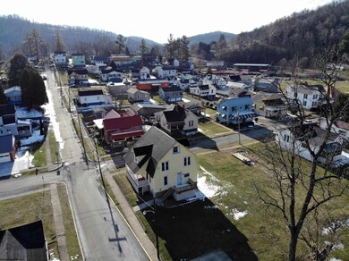 213 2nd St, Mannington, WV 26582 - photo 6