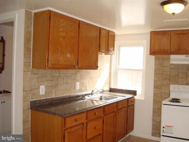 9852 Bird River Rd unit 3, Middle River, MD 21220 - photo 3