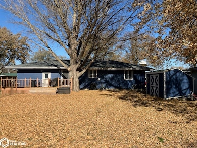 407 Jefferson St, Fontanelle, IA 50846 - photo 2