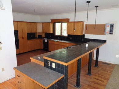 134 Ann Cir, Crawfordville, FL 32327 - photo 3