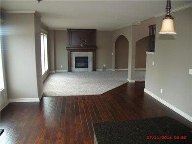 1903 Sequoia Dr, Raymore, MO 64083 - photo 3