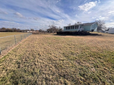 7040 Cimmaron Trail, Weatherford, TX 76087 - photo 4