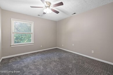 14-web-or-mls-2512 S 4th St-14
