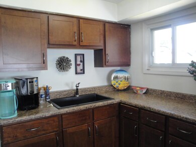 232 N Wright St, Griffith, IN 46319 - photo 4