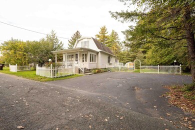 2 Clinton St, Rensselaer, NY 12144 - photo 3