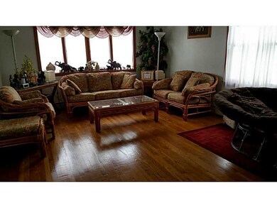 70 Sackett St, Providence, RI 02907 - photo 2