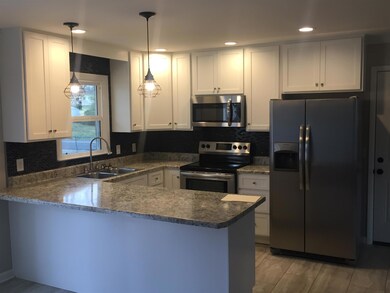 200 Tremont Dr, Shelbyville, TN 37160 - photo 4