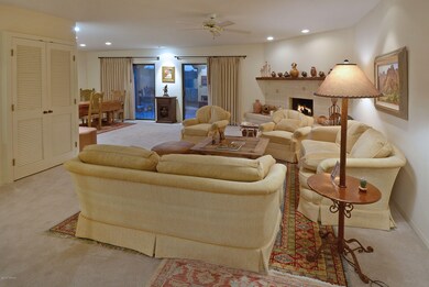 Great Room - Wet Bar