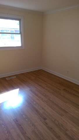 408 Blackhawk Ave, Carpentersville, IL 60110 - photo 4