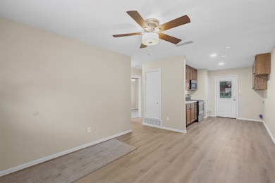 2801 Skyline Dr unit A, Fort Worth, TX 76114 - photo 5