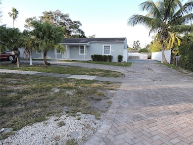 551 E 39th St unit 1, Hialeah, FL 33013 - photo 7