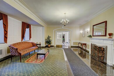 77-14 113th St unit 2R, Forest Hills, NY 11375 - photo 5