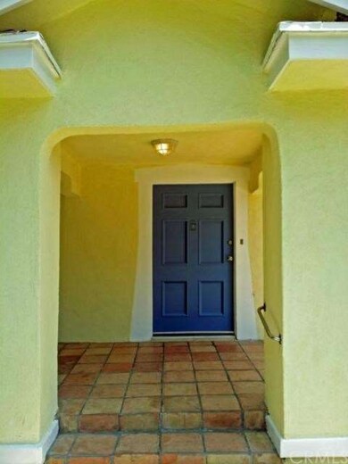 Beautiful Blue Door to add that special touch.