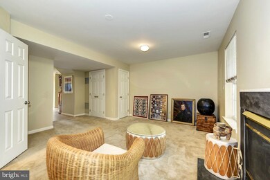 2515 James Maury Dr, Herndon, VA 20171 - photo 5