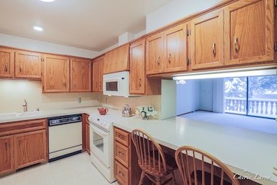 1298 Cranbrook Terrace-02 2024-01-10 16_