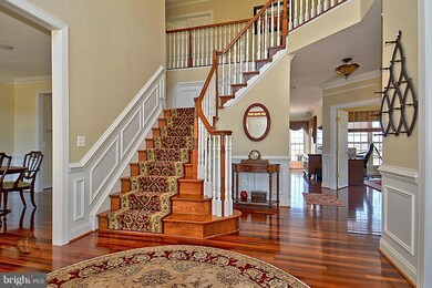 35470 Greyfriar Dr, Round Hill, VA 20141 - photo 3