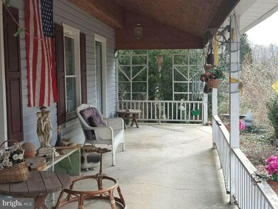 2667 Goldmiller Rd unit 2669, Bunker Hill, WV 25413 - photo 6