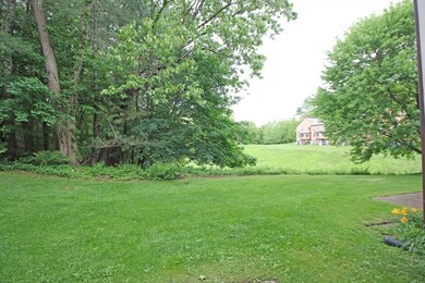 575 Bridge Rd unit 11-2, Northampton, MA 01062 - photo 4