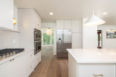 884 N Shrewsbury Ln, Fayetteville, AR 72701 - photo 7