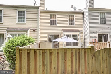 13891 Laura Ratcliff Ct, Centreville, VA 20121 - photo 7