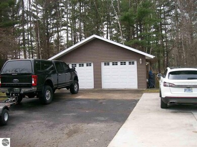 1858 Orchard Ln, West Branch, MI 48661 - photo 2