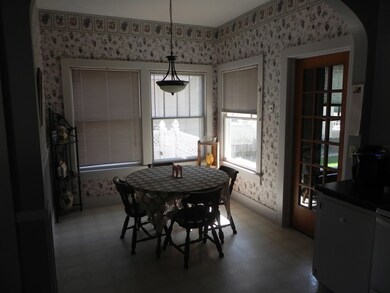 dining in Kitchen